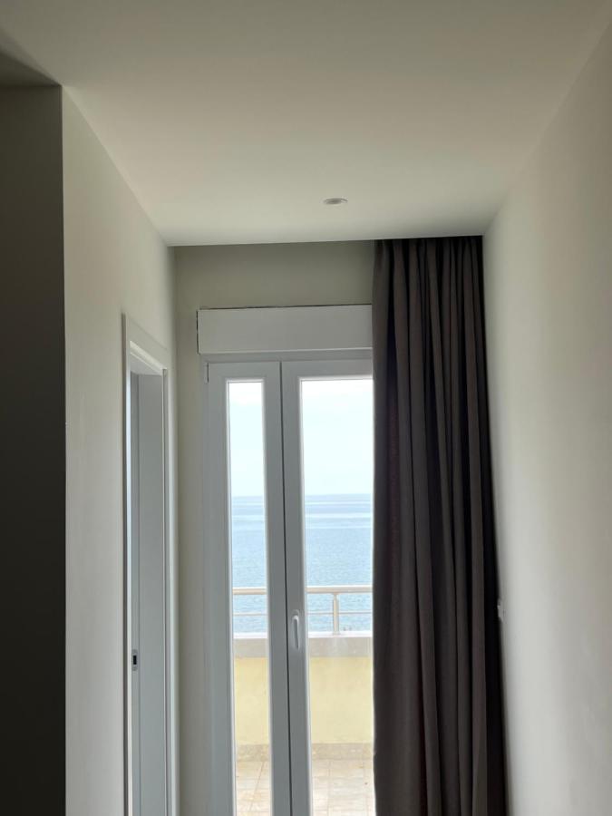 Split Rooftop Suites Durrës Exterior foto
