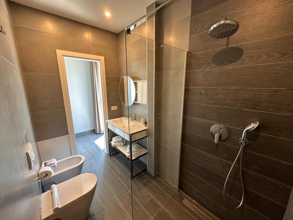 Split Rooftop Suites Durrës Exterior foto