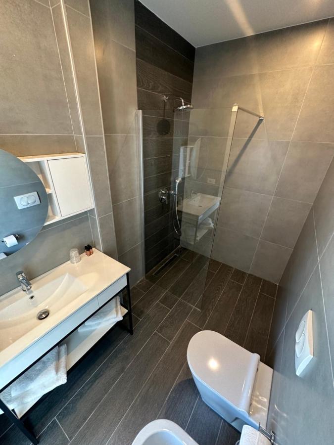 Split Rooftop Suites Durrës Exterior foto
