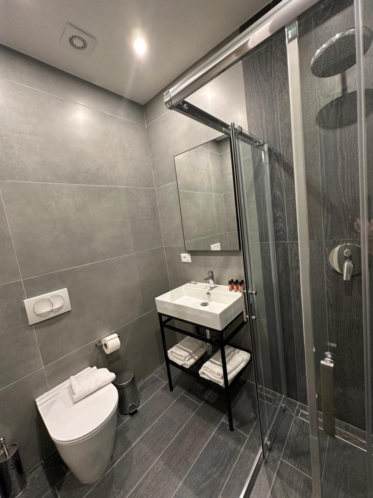 Split Rooftop Suites Durrës Exterior foto